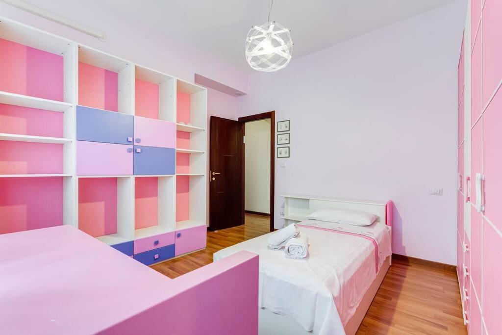 Exclusive Apartment In Eur Lake 罗马 外观 照片