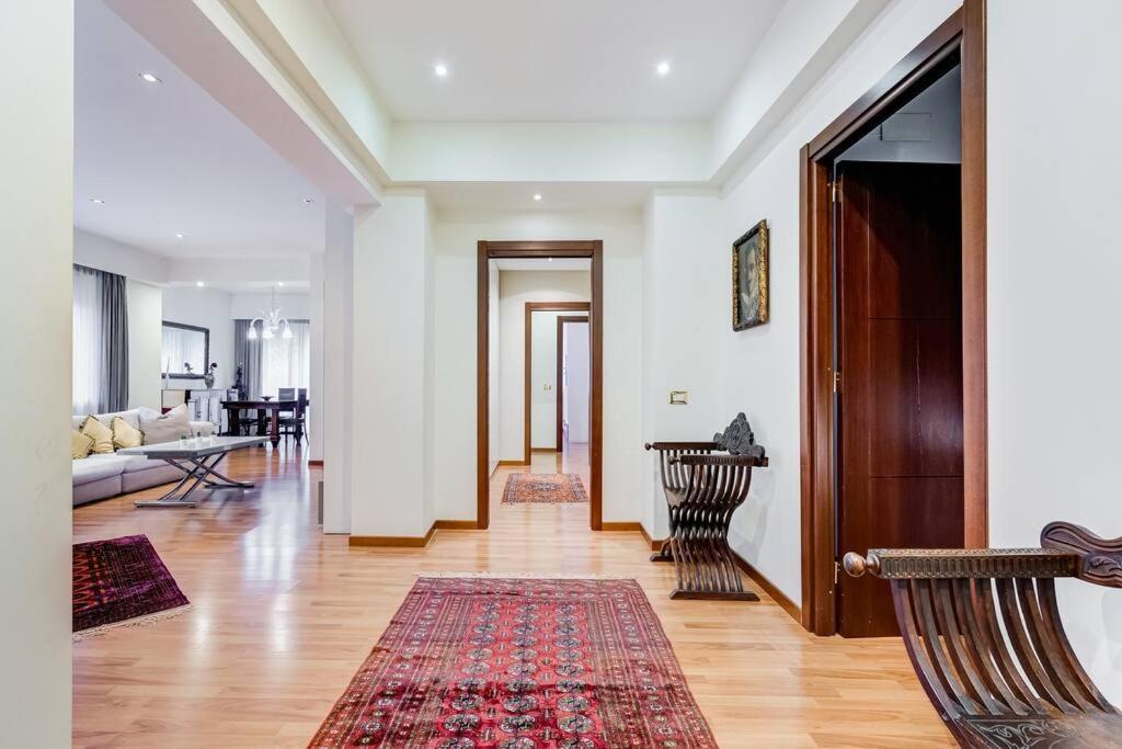 Exclusive Apartment In Eur Lake 罗马 外观 照片