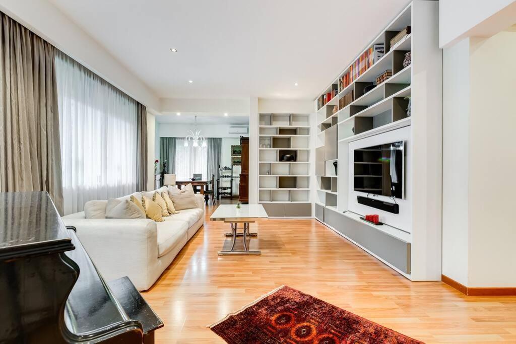 Exclusive Apartment In Eur Lake 罗马 外观 照片