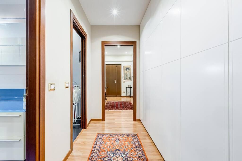 Exclusive Apartment In Eur Lake 罗马 外观 照片